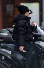 ROSIE HUNTINGTON-WHITELEY Leaves a Gym in Chelsea 11/18/2022