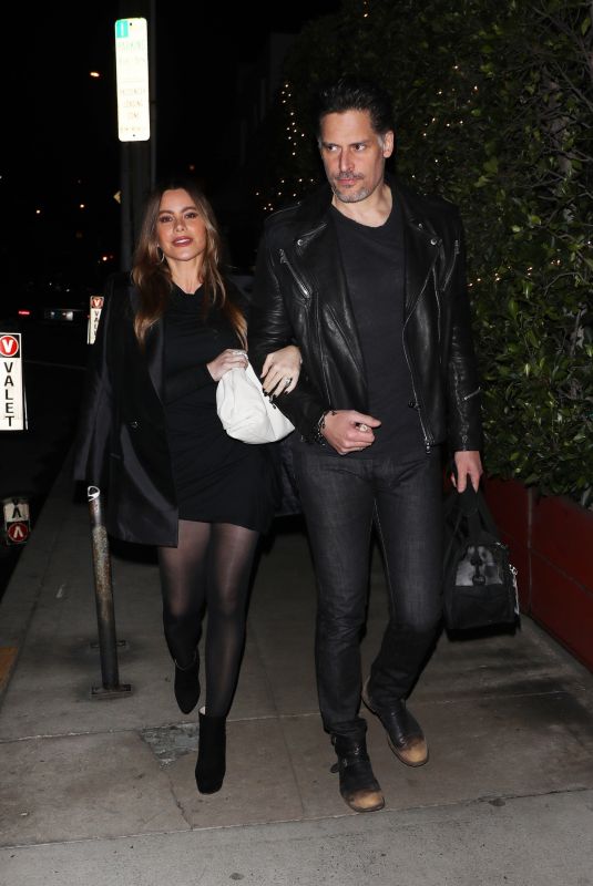SOFIA VERGARA and Joe Manganiello Leaves Giorgio Baldi in Santa Monica 11/22/2022