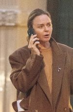 STELLA MCCARTNEY Out and About in London 11/08/2022