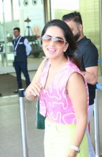 SUNNY LEONE Arrives at Mumbai Airport 10/29/2022