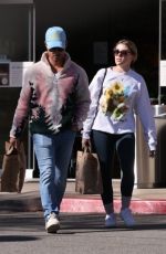 TAYLOR DOME and Taylor Lautner Out Shopping in Calabasas 11/25/2022