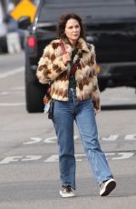 ZOOEY DESCHANEL Out Shppping at Asa Kaftans in Venice Beach 11/02/2022