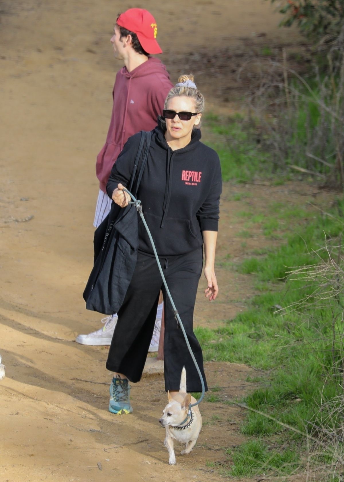 ALICIA SILVERSTONE Out Hiking in Los Angeles 12/22/2022 – HawtCelebs