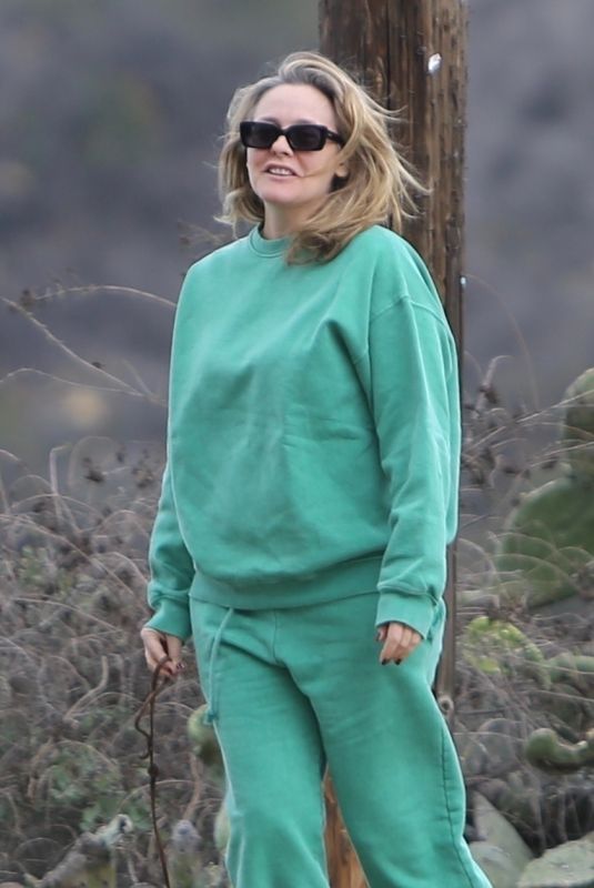 ALICIA SILVERSTONE Out Hiking with a Friend in Los Angeles 11/30/2022