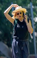 ALLISON ALNGDON Out and About in Sydney 11/29/2022