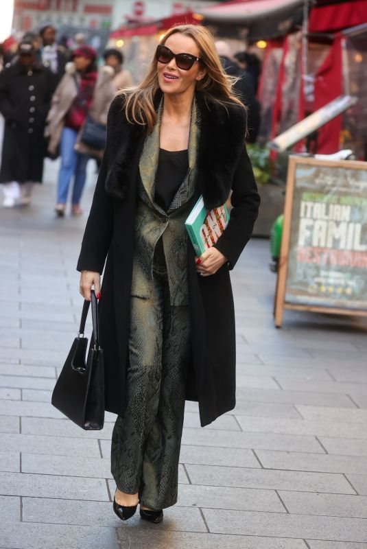 AMANDA HOLDEN Leaves Heart Radio Studios in London 12/08/2022