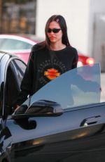 AMELIA and DELILAH HAMLIN Out for Christmas Shopping in West Hollywood 12/23/2022