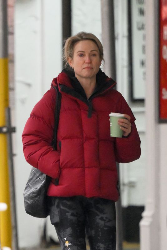 AMY ROBACH Out for Coffee After Workout in New York 12/15/2022