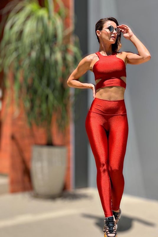 ANDRESSA DE BARROS - Instagram Photos 12/11/2022