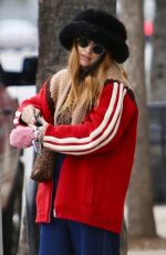 ASHLEE SIMPSON and Evan Ross Out Shopping in Studio City 12/27/2022