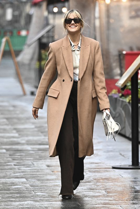 ASHLEY ROBERTS Leaves Heart FM Breakfast Show in London 12/02/2022