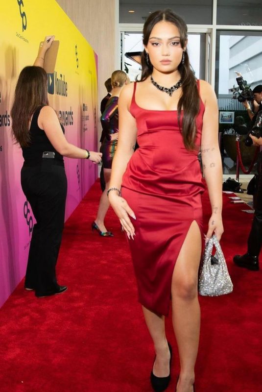 AVANI GREGG at YouTube Streamy Awards 2022 in Beverly Hills 12/04/2022