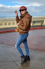 BLANCA BLANCO Out and About in Oregon 12/18/2022