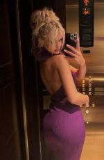 CAROLINA V MARIE - Instagram Photos 12/27/2022
