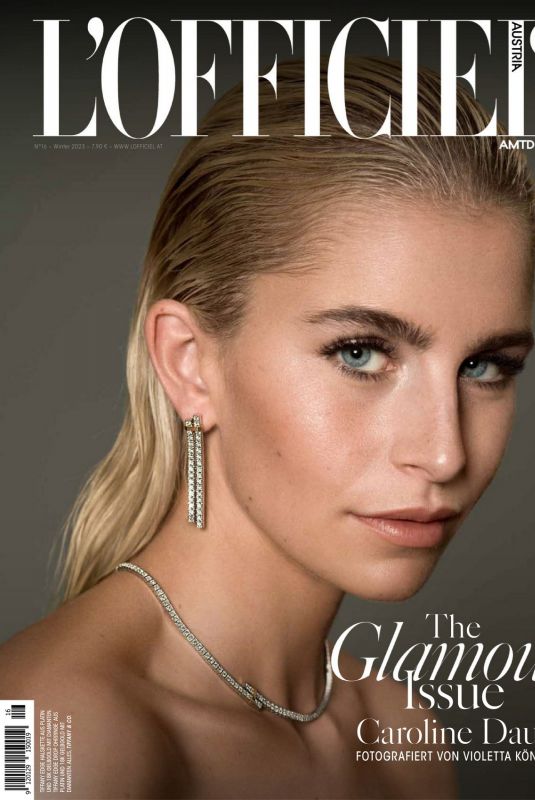 CAROLINE DAUR in L