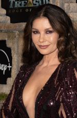 CATHERINE ZETA JONES at National Treasure: Edge of History Red Carpet at El Capitan Theatre in Los Angeles 12/05/2022