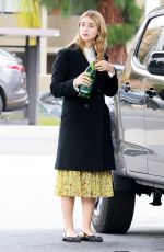 CAYLEE COWAN and Casey Affleck at a Gas Station in Los Feliz 12/02/2022
