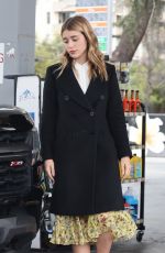 CAYLEE COWAN and Casey Affleck at a Gas Station in Los Feliz 12/02/2022