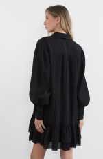 CHARLIZE WRIGHT for French Connection 2022 Collection