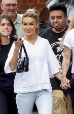 CHRISHELL STAUSE and G FLIP Meets Flip Family for an Aussie Xmas in Victoria 12/21/2022