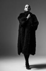 DAFNE KEEN for Numero Magazine, Nehterlands December 2022