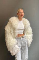 ELSA HOSK - Instagram Photos 12/19/2022