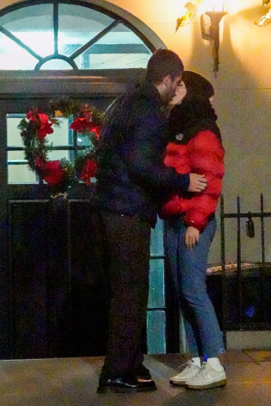 EMILY RATAJKOWSKI and Jack Greer Out Kissing in New York 12/21/2022