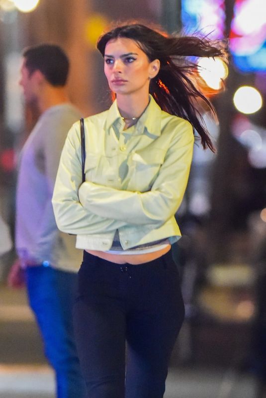 EMILY RATAJKOWSKI Out in New York 12/03/2022