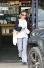 EMMA ROBERTS Shopping for Health Supplements at Earth Bar in West Hollywood 12/27/2022