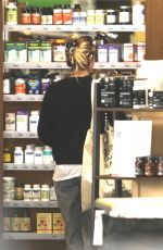 EMMA ROBERTS Shopping for Health Supplements at Earth Bar in West Hollywood 12/27/2022
