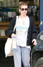 EMMA ROBERTS Shopping for Health Supplements at Earth Bar in West Hollywood 12/27/2022