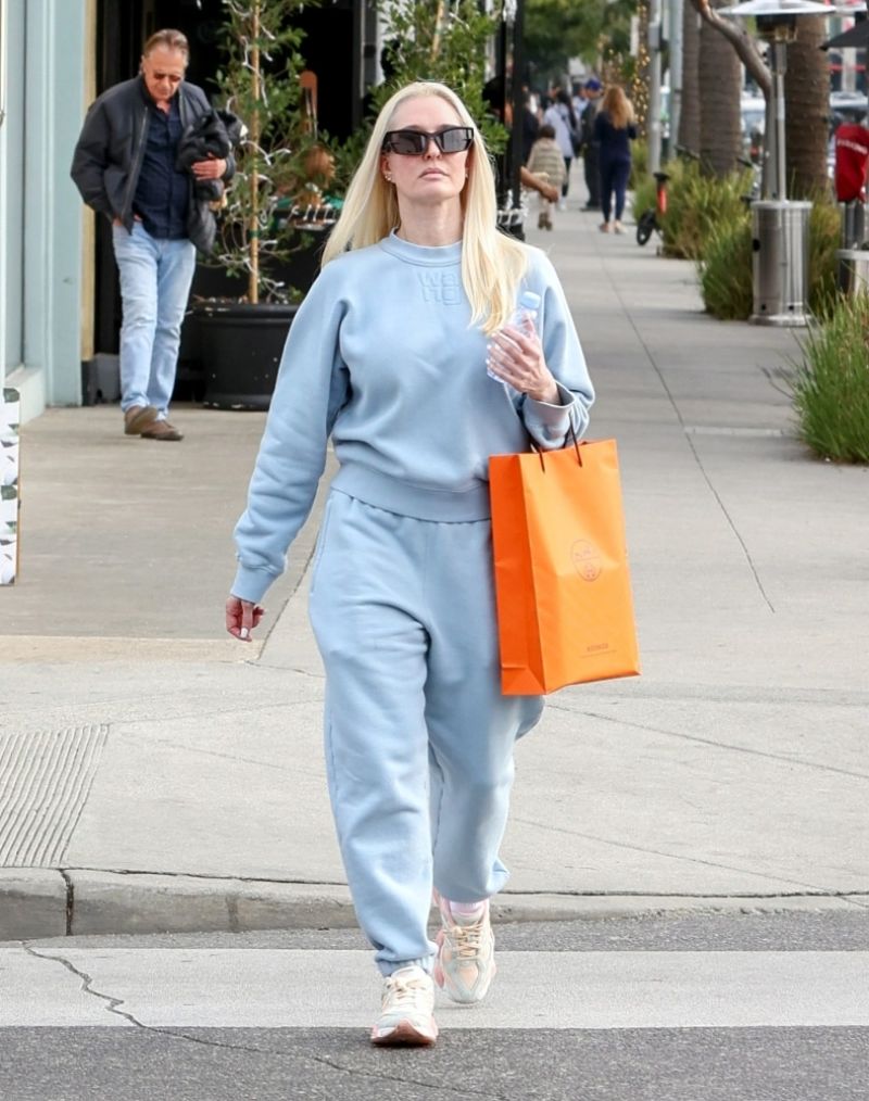 ERIKA JAYNE Out Shopping in Los Angeles 12/22/2022 – HawtCelebs
