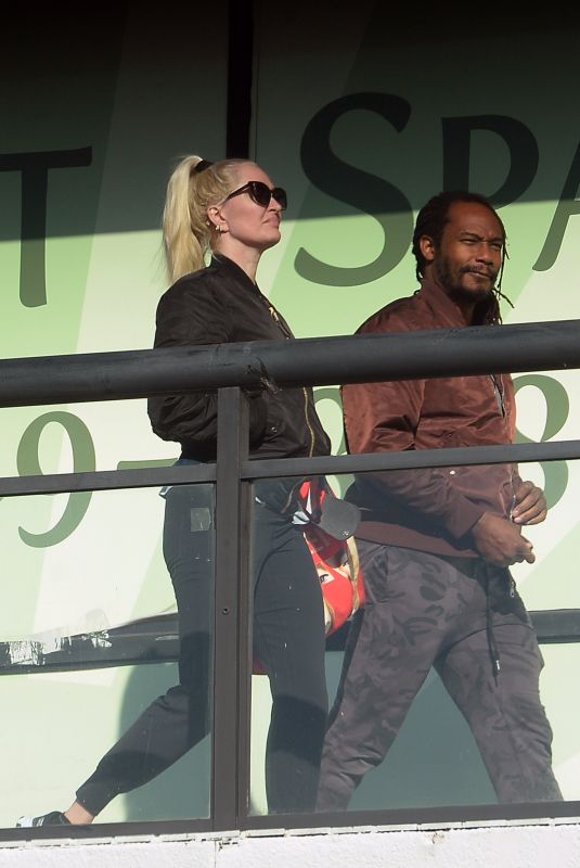 ERKIA JAYNE Oout with Her Trainer in Los Angeles 12/13/2022