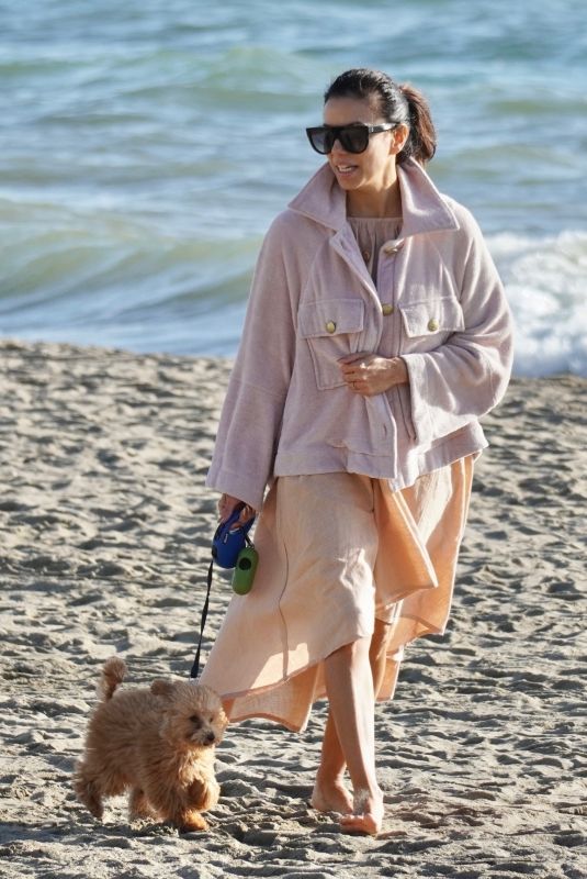 EVA LONGORIA Out on the Beach in Marbella 12/29/2022