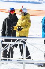 GIGI and BELLA HADID Skiing on Snow-covered Slopes of Aspen 12/19/2022