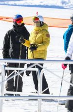 GIGI and BELLA HADID Skiing on Snow-covered Slopes of Aspen 12/19/2022