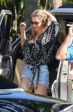 GISELE BUNDCHEN Out and About in Miami 12/11/2022