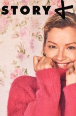 GRETCHEN MOL - Instagram Photos 12/19/2022