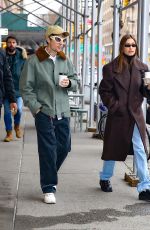 HAILEY and Justin BIEBER Out for Coffee in New York 12/06/2022