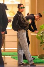 HAILEY BIEBER Shopping at Bottega Veneta in Los Angeles 12/15/2022