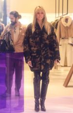 HEIDI KLUM and Tom Kaulitz Shopping at Yves Saint Laurent on Rodeo Drive in Beverly Hills 12/15/2022
