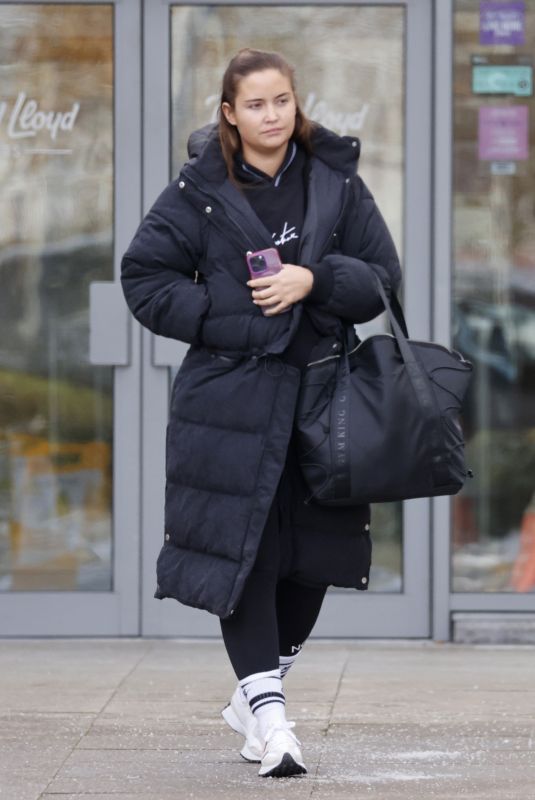 JACQUELINE JOSS Leaves a Gym in in Essex 12/14/2022