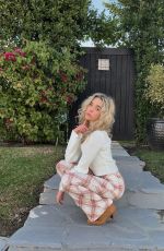 JENNA DAVIS - Instagram Photos 12/27/2022
