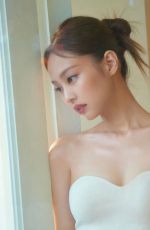 JENNIE KIM for Hera Beauty Sensual Powder Matte Lipstick 2022 Campaign