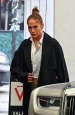 JENNIFER LOPEZ Out and About in Beverly Hills 12/02/2022