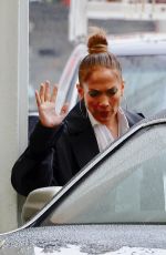 JENNIFER LOPEZ Out and About in Beverly Hills 12/02/2022