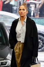 JENNIFER LOPEZ Out and About in Beverly Hills 12/02/2022