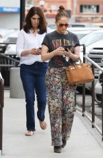 JENNIFER LOPEZ Out Shopping in Los Angeles 12/26/2022