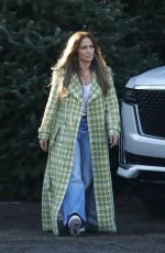 JENNIFER LOPEZ Out Shopping in Santa Monica 12/03/2022