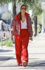 JENNIFER LOPEZ Out Shopping witrh Her Mom in Los Angeles 12/24/2022